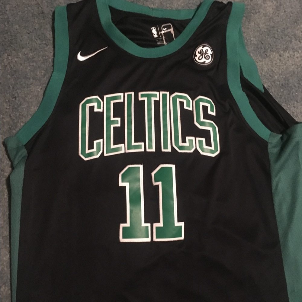 Kyrie xl jersey